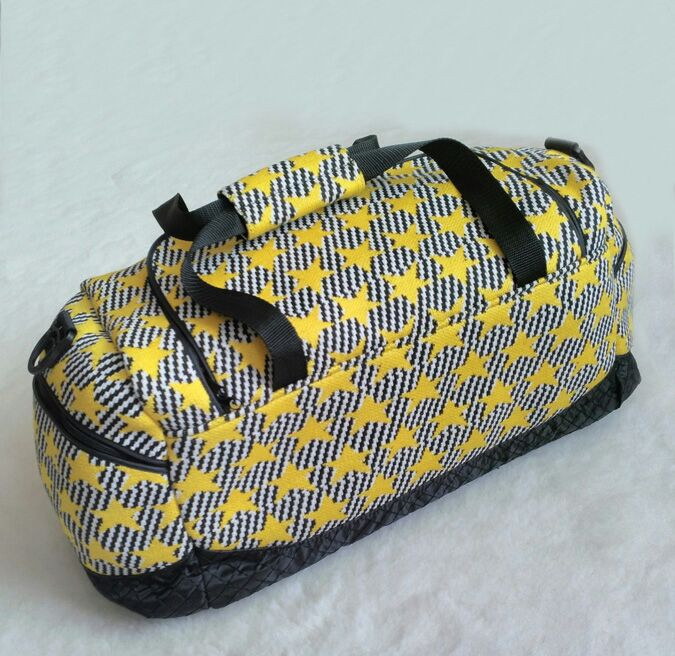 

Сумка спортивная звезды царина